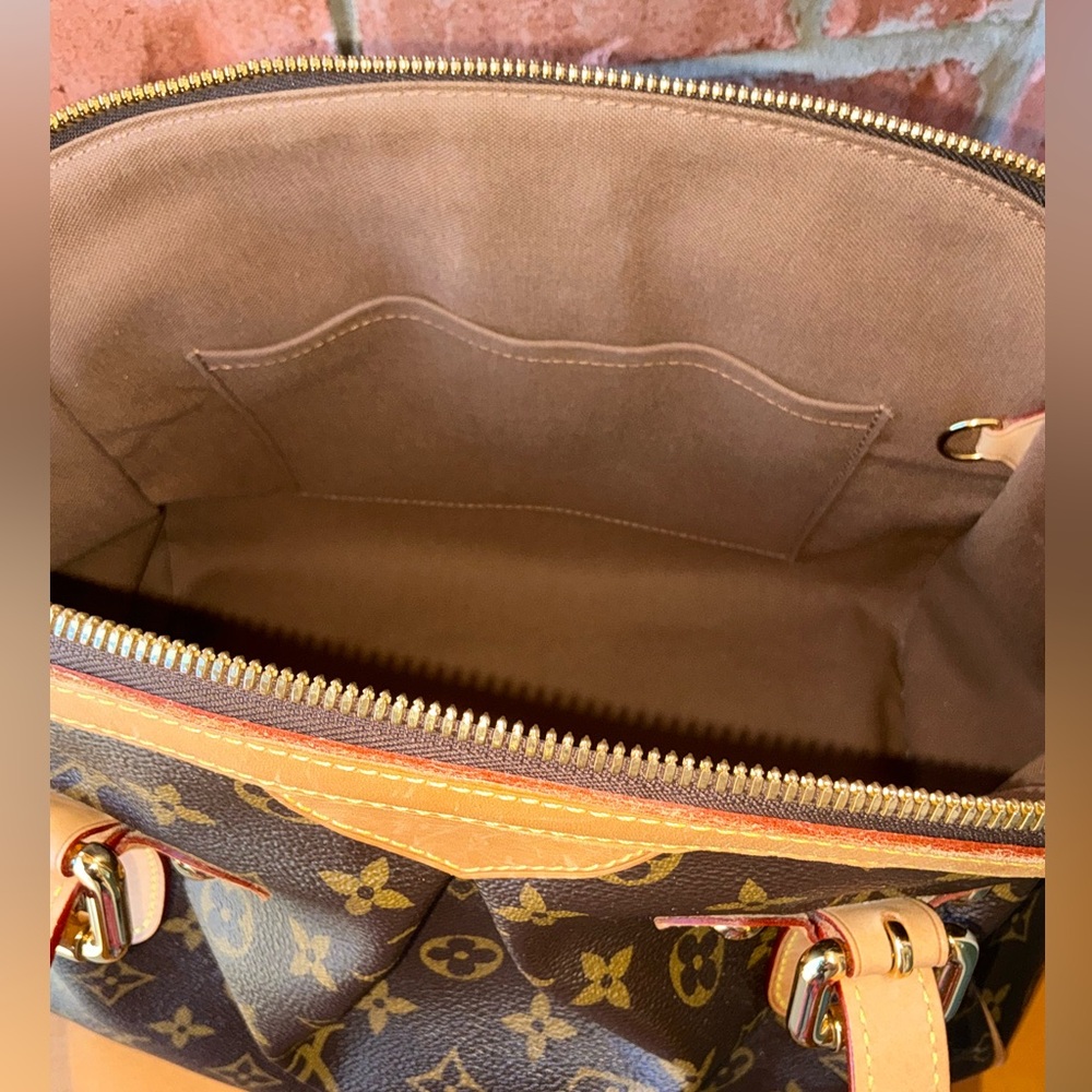 LOUIS VUITTON Monogram Tivoli GM 💎AUTHENTIC 💎 - Picture 9 of 14